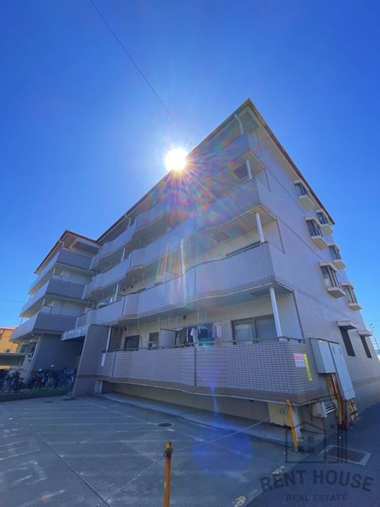 大阪府岸和田市春木旭町(マンション)の賃貸物件の外観