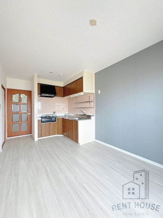 大阪府岸和田市春木旭町(マンション)の賃貸物件の居間