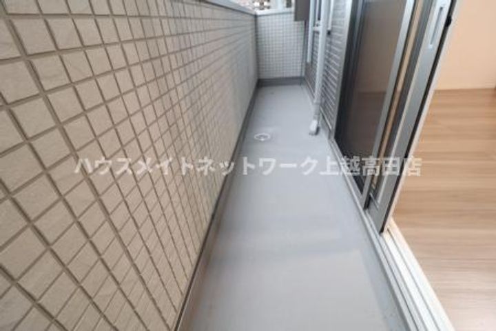 レフィナード Aの内装