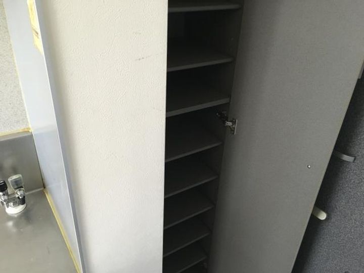 メイプル ヒルズDの玄関