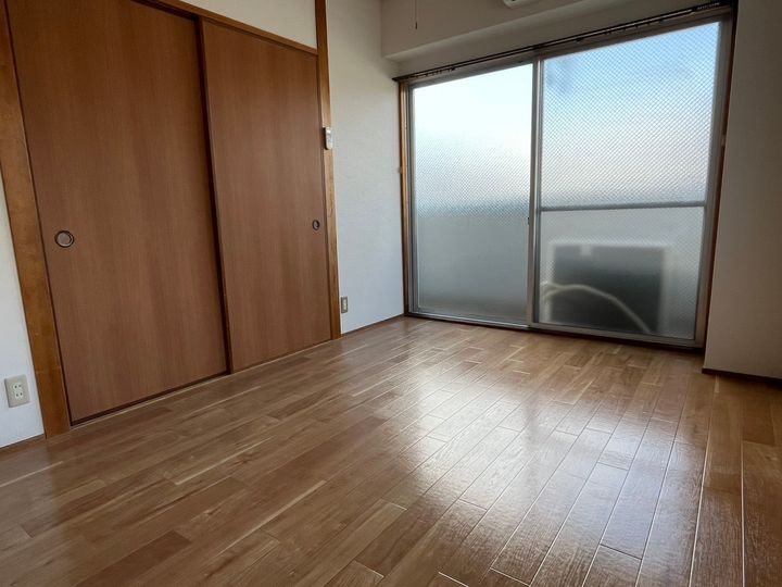 白島ビル2NDの内装