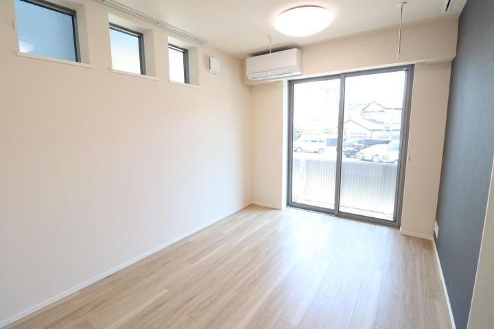 埼玉県さいたま市浦和区本太1(マンション)の賃貸物件の居間