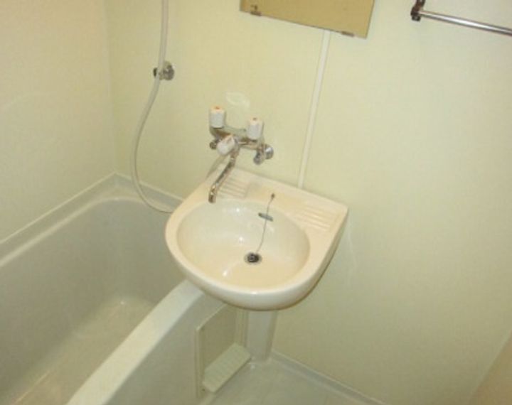 リカーショップ佐藤の風呂