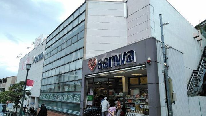 ブルク大澤の周辺