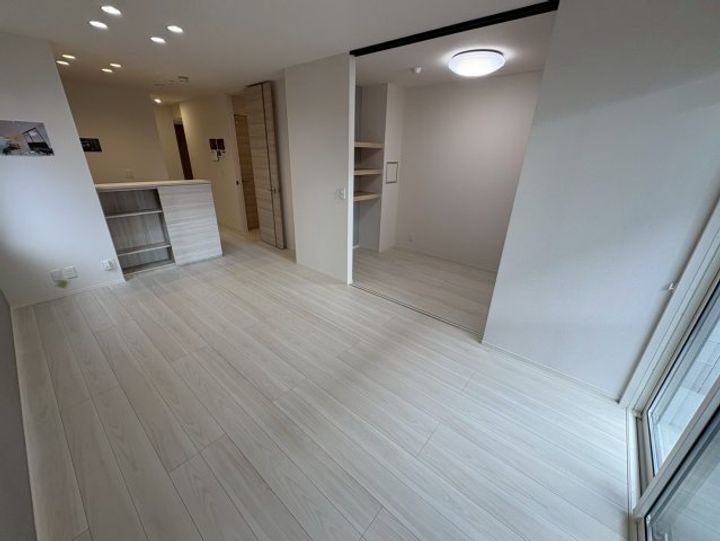 カーサルミノサ駒川の居間