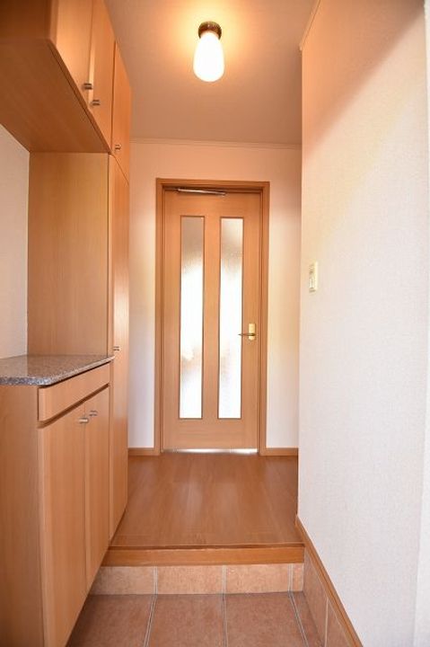 福島県田村市船引町船引字石崎(アパート)の賃貸物件の玄関