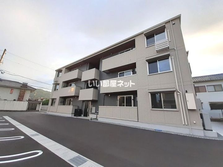 広島県福山市川口町2(アパート)の賃貸物件の外観
