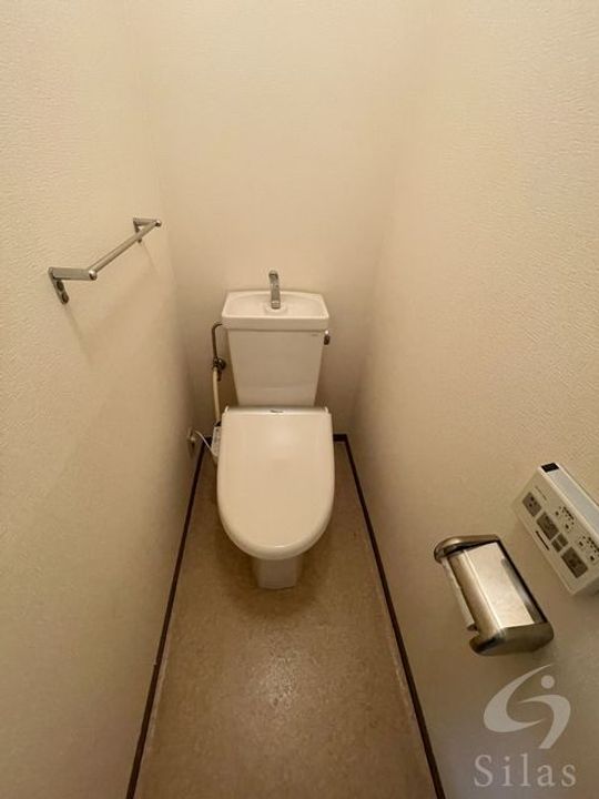 ピアレス千本の内装