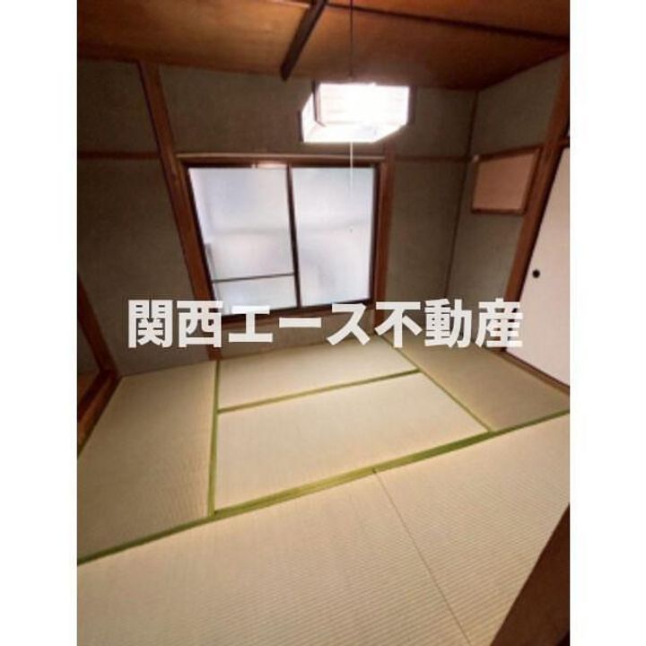 大阪府枚方市香里園山之手町(一戸建)の賃貸物件の居間