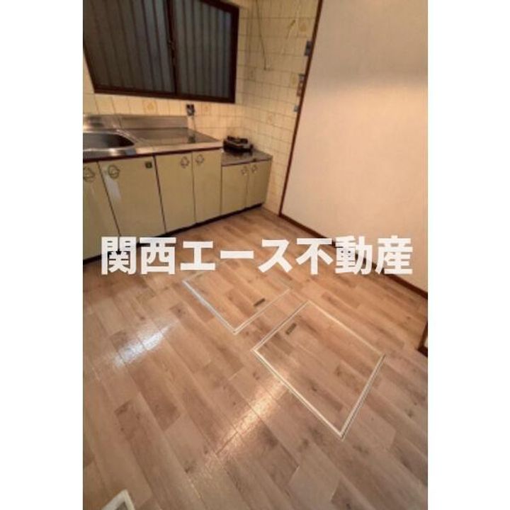 大阪府枚方市香里園山之手町(一戸建)の賃貸物件のキッチン