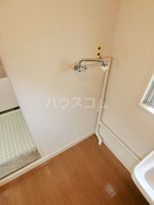 ホウユウビルの内装