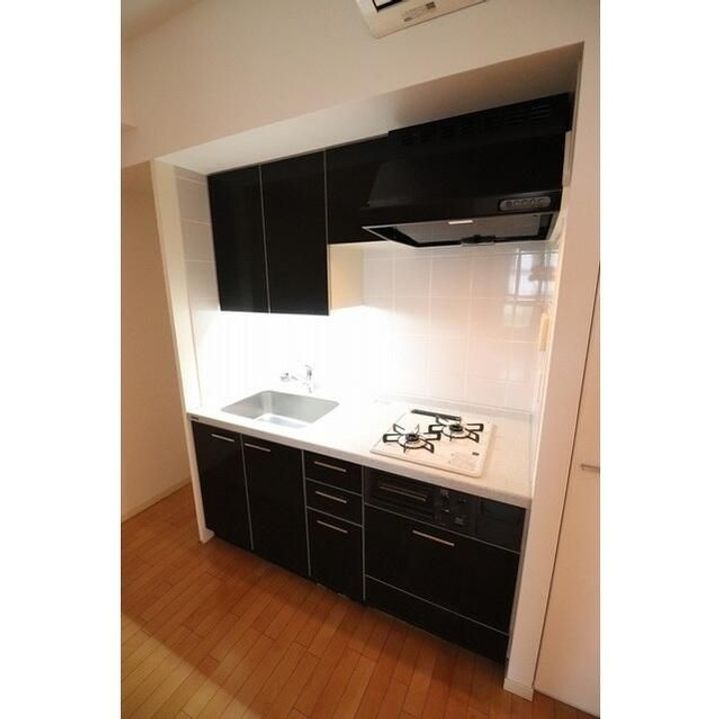 東京都港区新橋6(マンション)の賃貸物件のキッチン