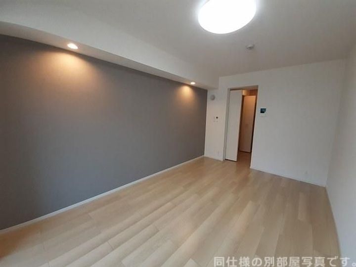 京都府京田辺市三山木野神(アパート)の賃貸物件の居間