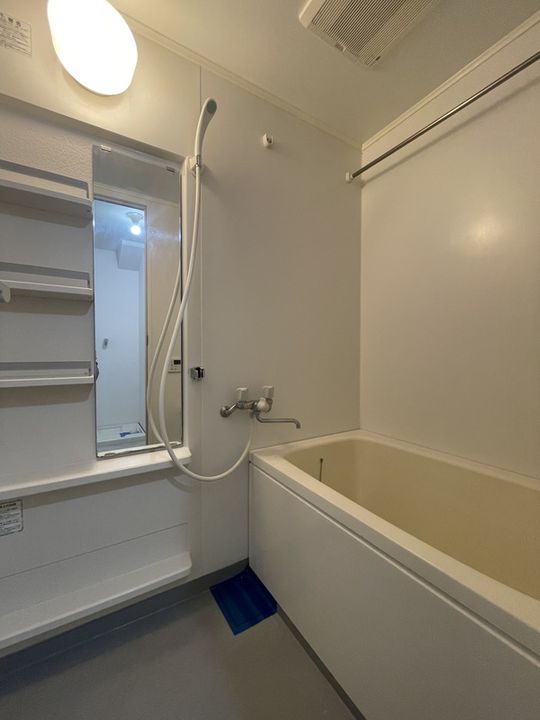 東京都東村山市栄町2(マンション)の賃貸物件の風呂