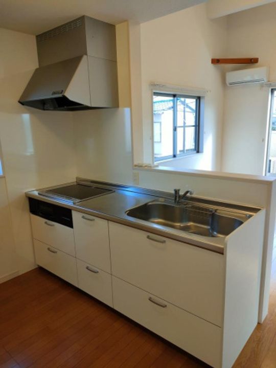 静岡県浜松市中央区鹿谷町(一戸建)の賃貸物件のキッチン