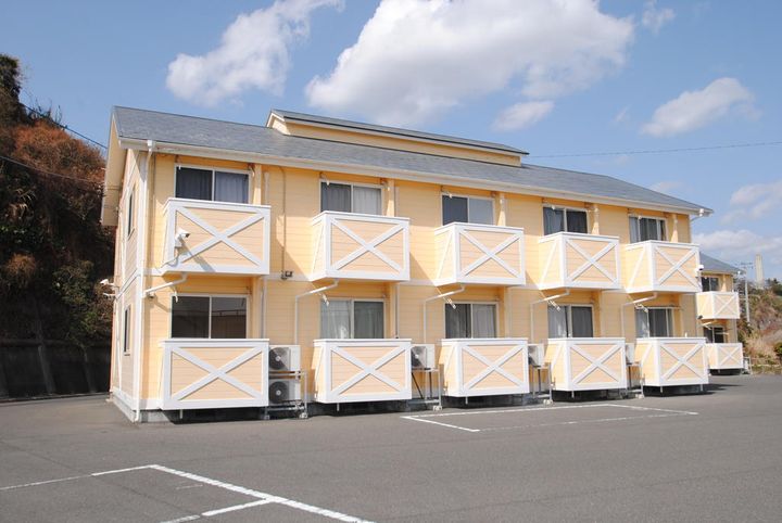 コンフォリア日立の外観