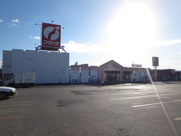 コーポラスウイングの周辺