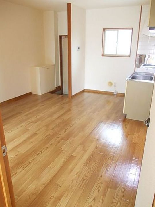 サンラッキーの居間