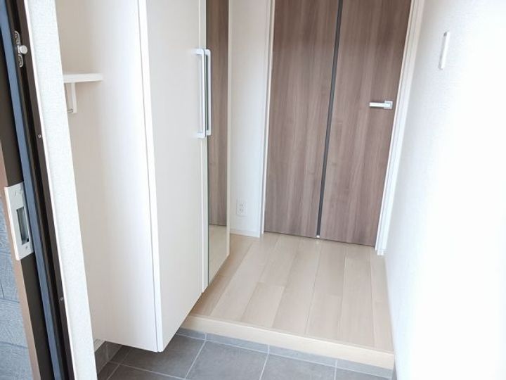 茨城県水戸市石川4(アパート)の賃貸物件の玄関