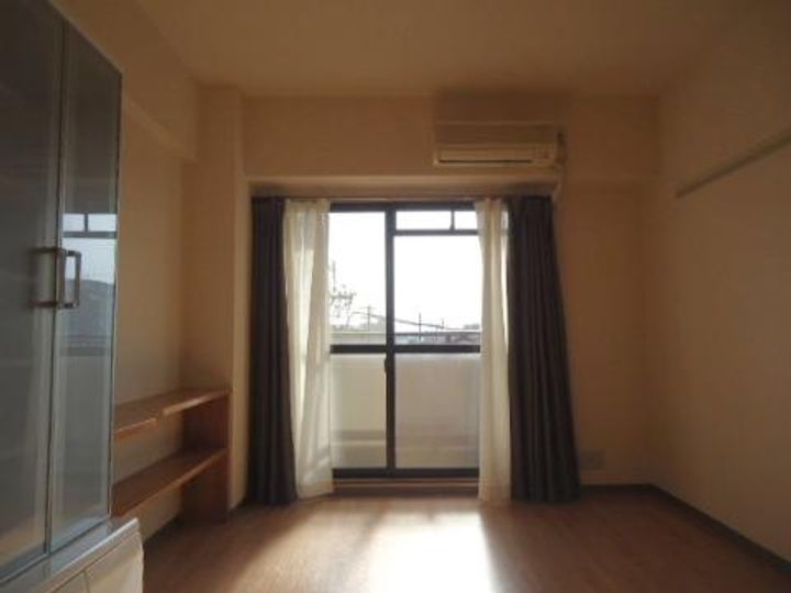 コンフォート味鋺の居間