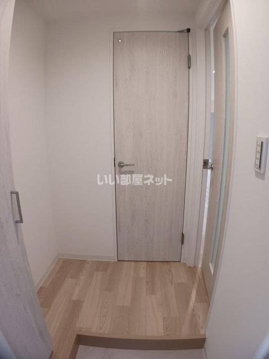 兵庫県加古川市加古川町河原(アパート)の賃貸物件の玄関