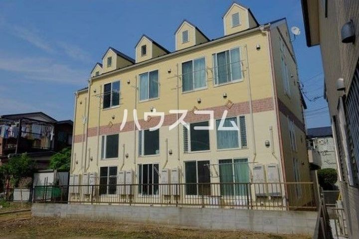 ユナイト屏風浦トレンティーノの外観