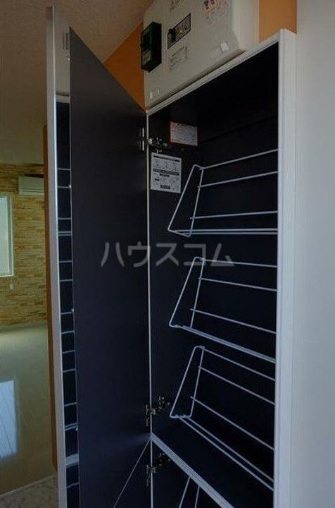 ユナイト屏風浦トレンティーノの内装