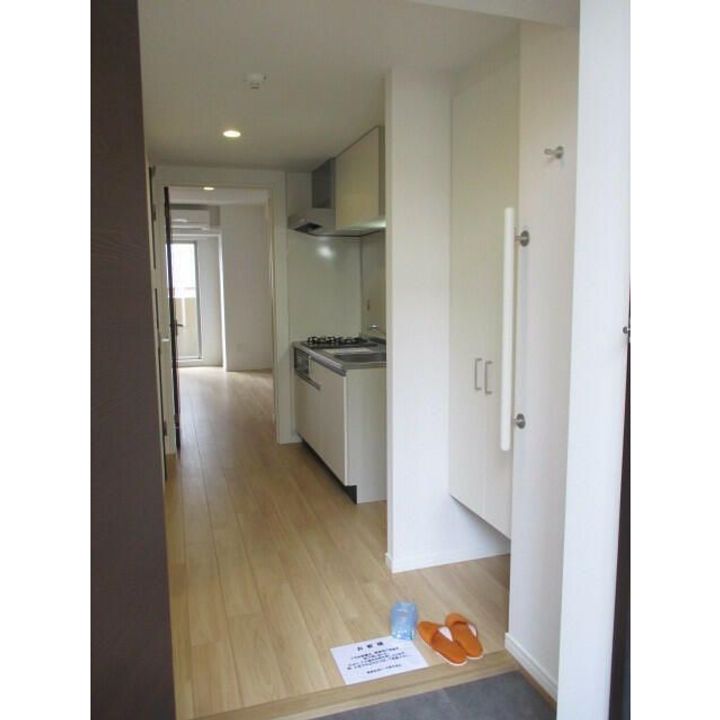 ラ・メージュ山下公園の玄関