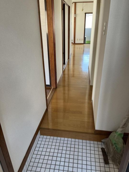 作町ロイヤルマンションの玄関