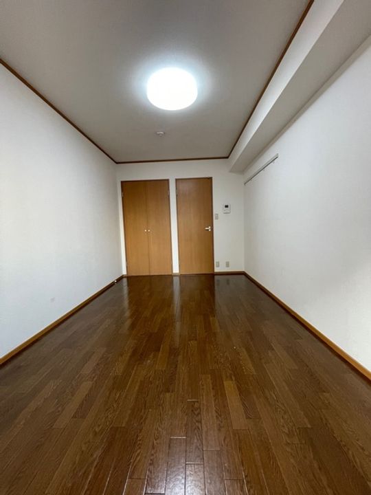 メゾン鵠沼石上の居間