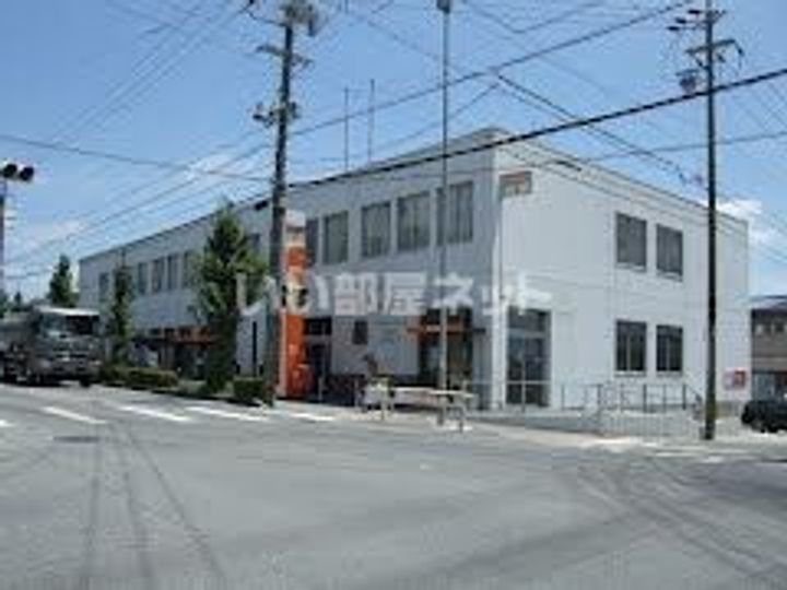 リバーサイドハウスの周辺