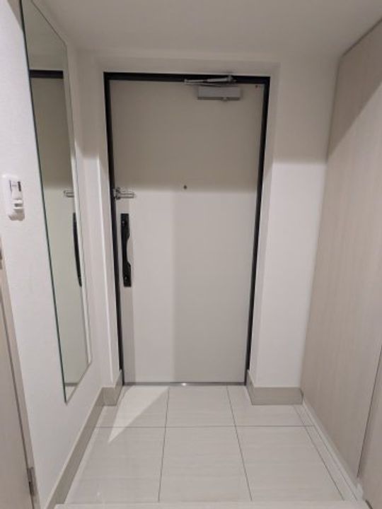 ジェイアール稲毛駅前レジデンスの玄関