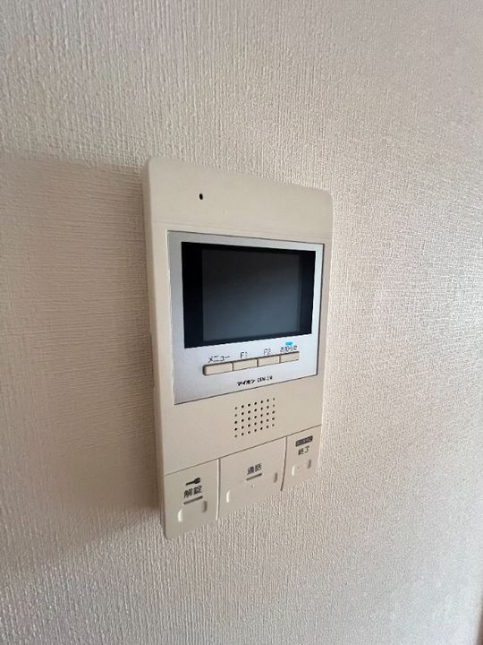 大阪府東大阪市西石切町5の賃貸マンションの内装