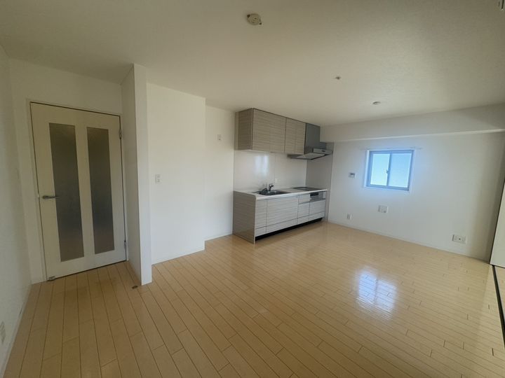 広島県広島市中区千田町3(マンション)の賃貸物件の居間