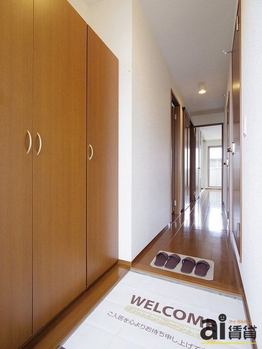 東京都練馬区高松1(マンション)の賃貸物件の玄関