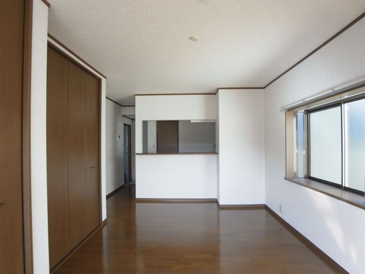 英友コーポの居間