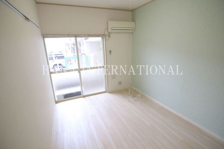 メゾン・ドモの居間