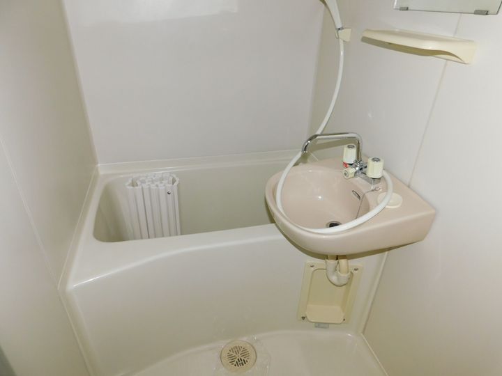 ヴィレッジ松波21の風呂