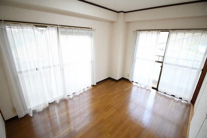 戸町2丁目ビルの居間