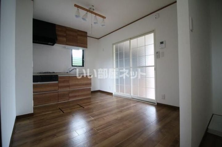 ファーストコーポ八千代の居間