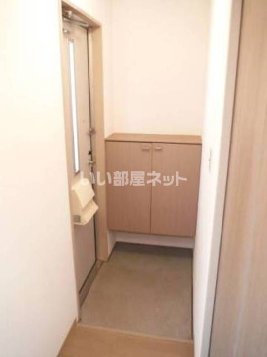 セジュールメゾンの玄関