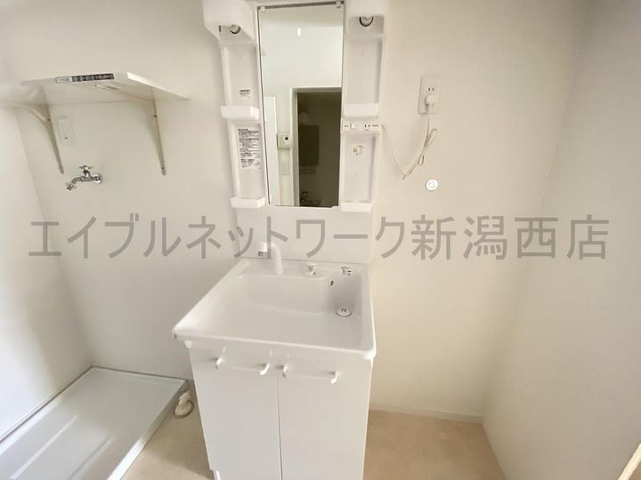 クラリスの内装