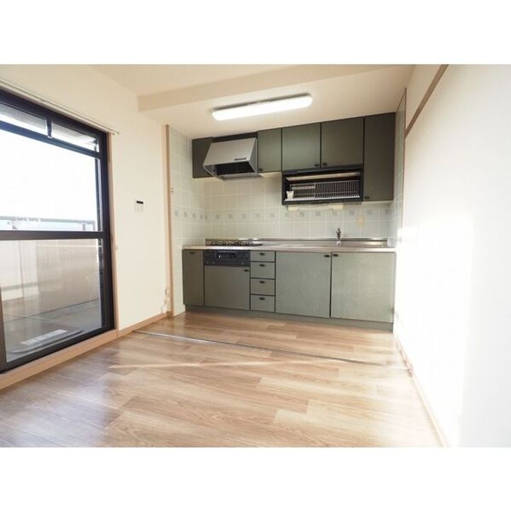 リバーサイド鎌倉のキッチン