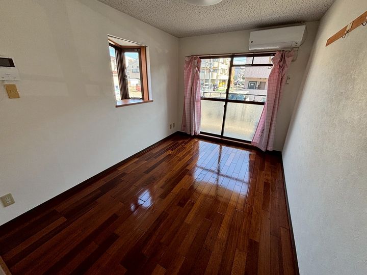 堀マンションの居間