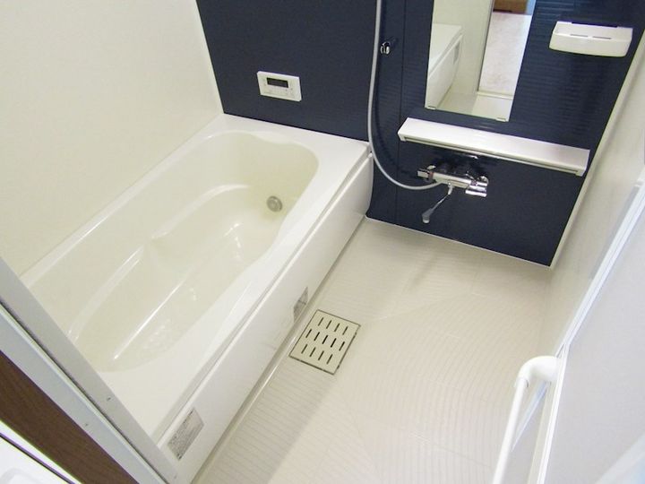 愛知県常滑市鯉江本町1(一戸建)の賃貸物件の風呂