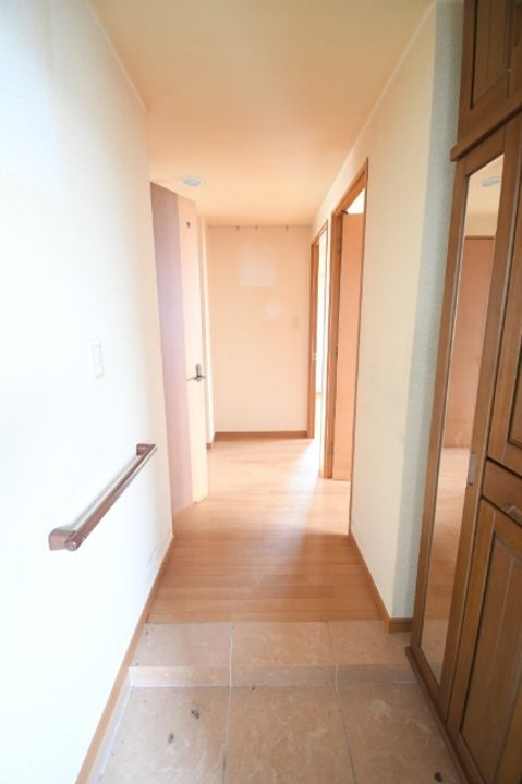 福岡県北九州市小倉南区徳力新町1(マンション)の賃貸物件の玄関