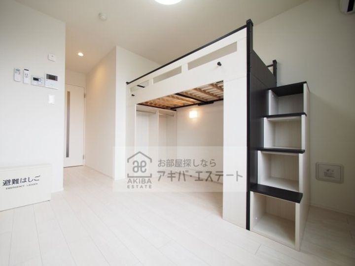 ハーモニーテラス六町IVの居間