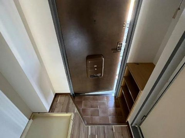ロイヤルリングの玄関