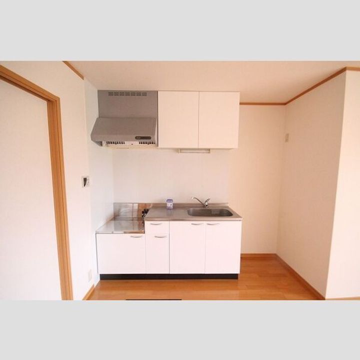 岐阜県各務原市那加芦原町1(一戸建)の賃貸物件のキッチン