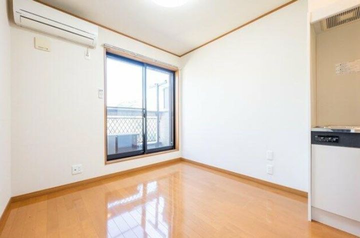 コンフォート緑が丘の居間